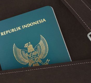 PASPOR DENGAN MASA BERLAKU 10 TAHUN MULAI DIBERLAKUKAN TANGGAL 12 OKTOBER 2022